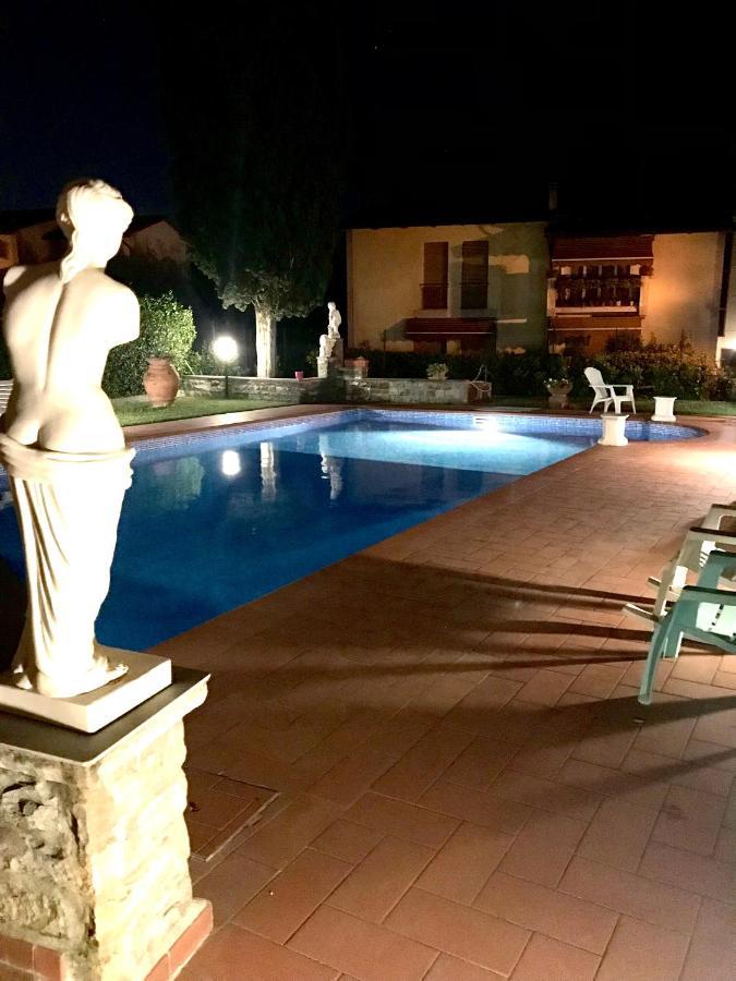 סקנדיצ'י Casa Vacanze Neri מראה חיצוני תמונה